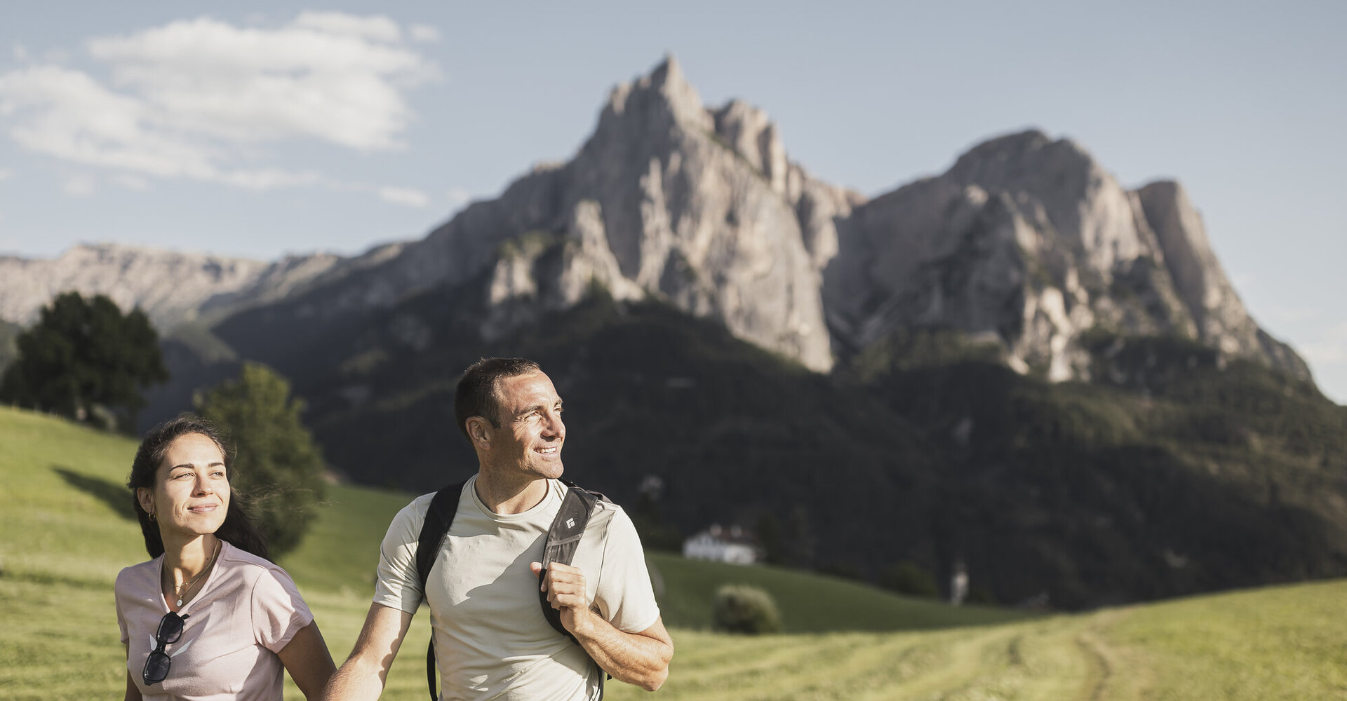 Wandern mit Blick auf den Schlern – Hotel Enzian Seis am Schlern